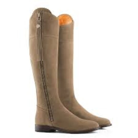 Regina (Sporting Fit) - Taupe Suede US 11 EU 43 NWT - Picture 1 of 2